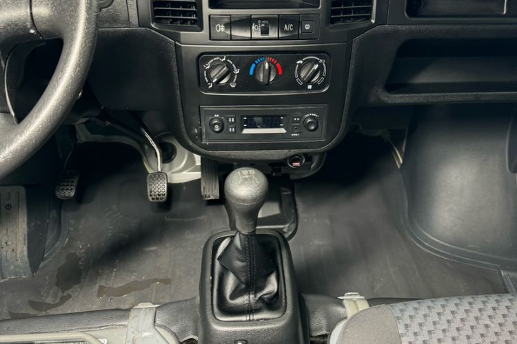 Used Wuling Zhiguang 2023 1.5L Practical Version 5/7 Seats
