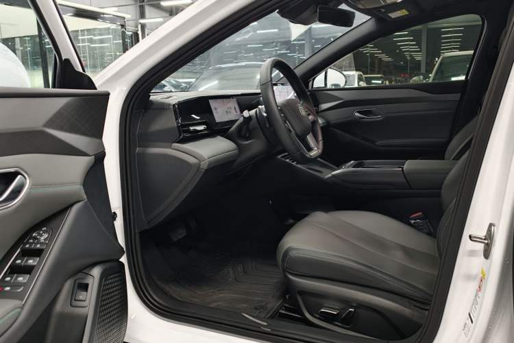 Used BYD Qin L 2025 EV 545KM Beyond Version