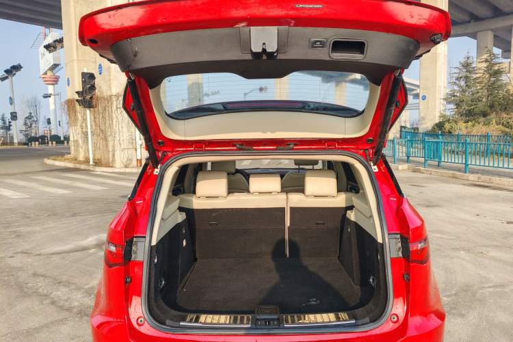 Used Zotye T700 2017 1.8T Dual-Clutch Prestige Model