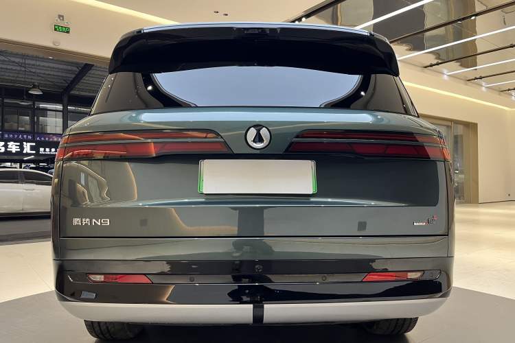 Used Denza N9 2025 Flagship Model
