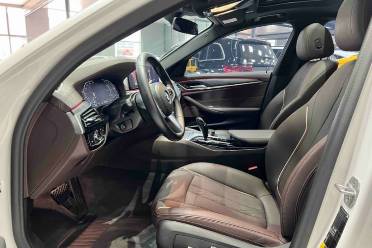 Used BMW 5 Series New Energy 2021 535Le M Sport Package Interior 4