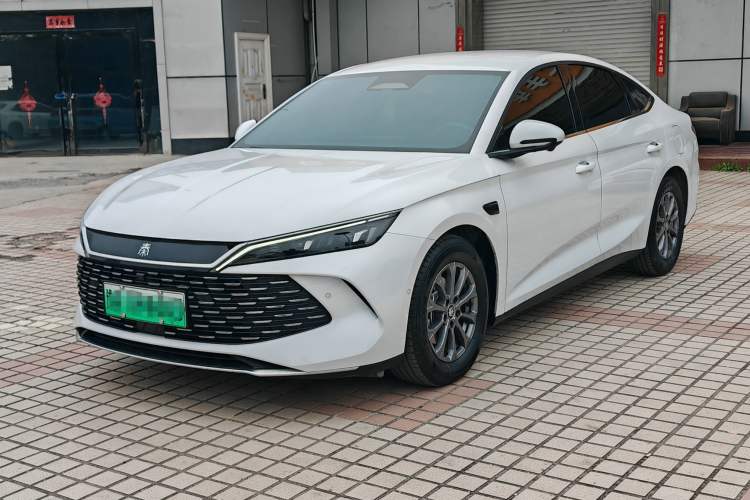 Used BYD Qin L 2025 DM-i Smart Drive 80KM Leading Model