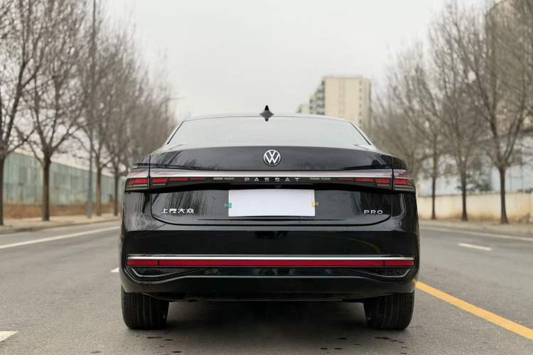 Used Volkswagen Passat 2025 Pro 380TSI Dragon Edition
