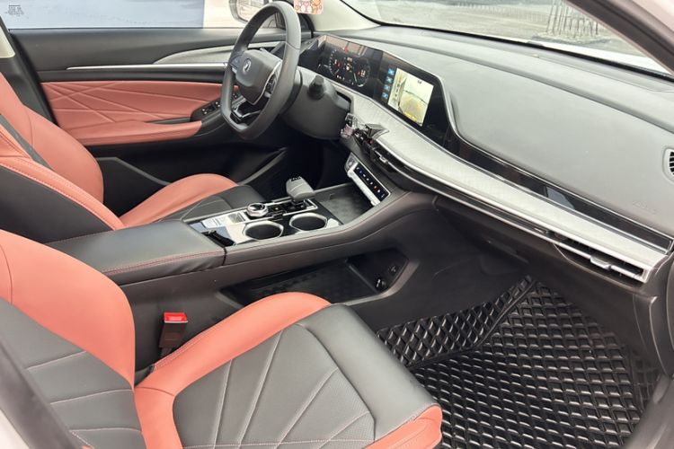 Used Changan Eado 2023 Changan Edition PLUS Blue Whale NE 1.4T GDI DCT Prestige Version