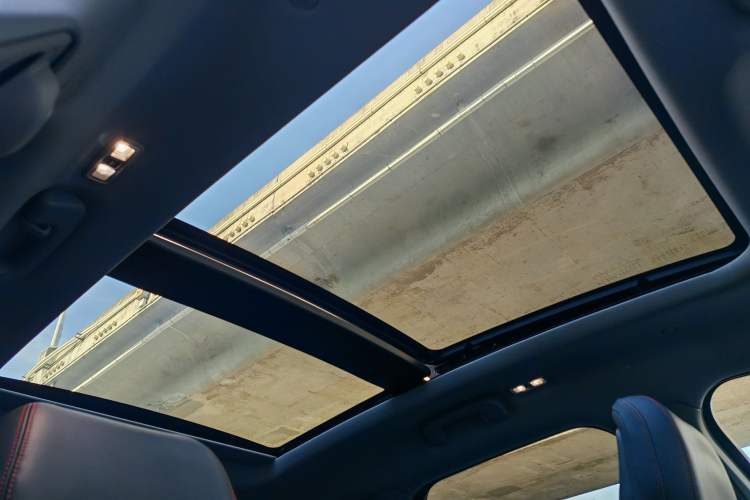 Used Lincoln Corsair 2020 2.0T Two-Wheel-Drive Black Knight Limited Edition