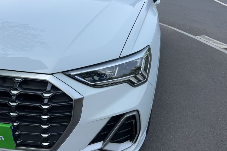 Used Audi Q3 2021 35 TFSI Fashion Dynamic Model Left Front Headlight