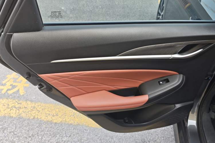 Used CHANGAN Eado 2022 PLUS Blue Whale NE 1.4T GDI DCT Flagship Edition
