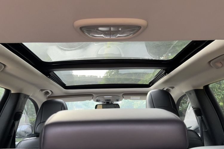 Used Jeep Cherokee 2016 2.4L Professional Smart Version