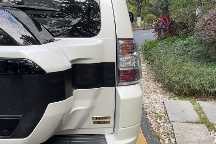 Used Mitsubishi Pajero 2017 V97 3.8L 5-Door GLS Model with Sunroof – Middle East