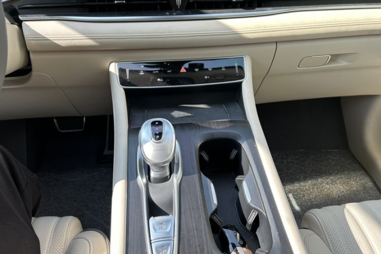 Used VOYAH Dream 2022 Low-Carbon Edition Dream+ Smart Enjoyment Package