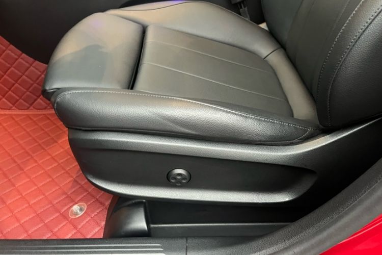 Used Mercedes-Benz GLB 2020 Updated GLB 200 Dynamic Edition Interior 5