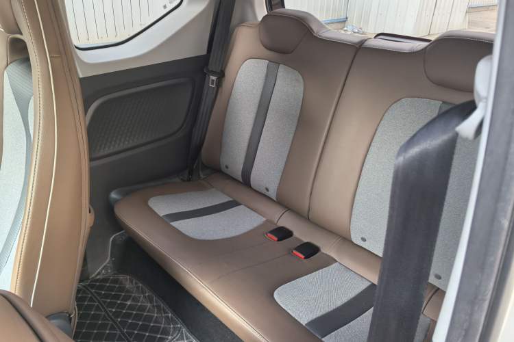 Used Wuling Hongguang MINIEV 2022 GAMEBOY 200km Gaming Edition with Lithium Iron Phosphate