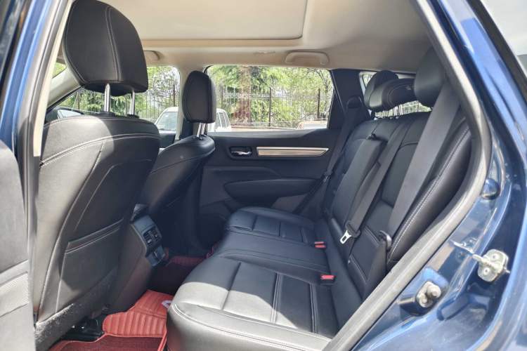 Used Renault Koleos 2017 2.0L Two-Wheel-Drive Leading Edition