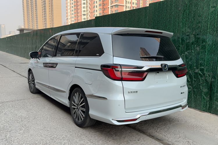 Used Honda Elysion 2024 2.0L eHEV Luxury Edition