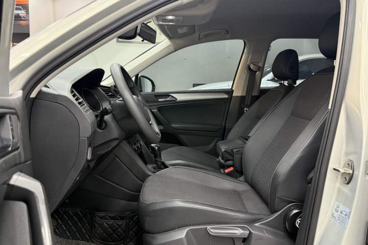 Used Volkswagen Tiguan L 2021 330TSI Automatic Two-Wheel Drive Comfort Edition
