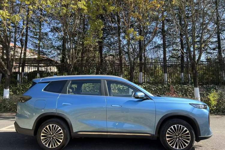 Used Chery Tiggo 8 PLUS C-DM 2025 1.5T 116 km Prestige Version 5 Seats
