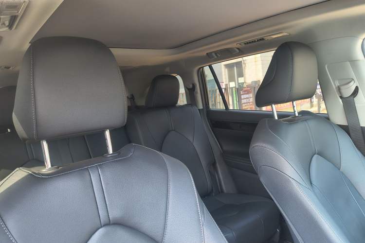 Used Toyota Highlander 2022 380T Four-Wheel Drive Prestige Edition 7-Seater Interior 5