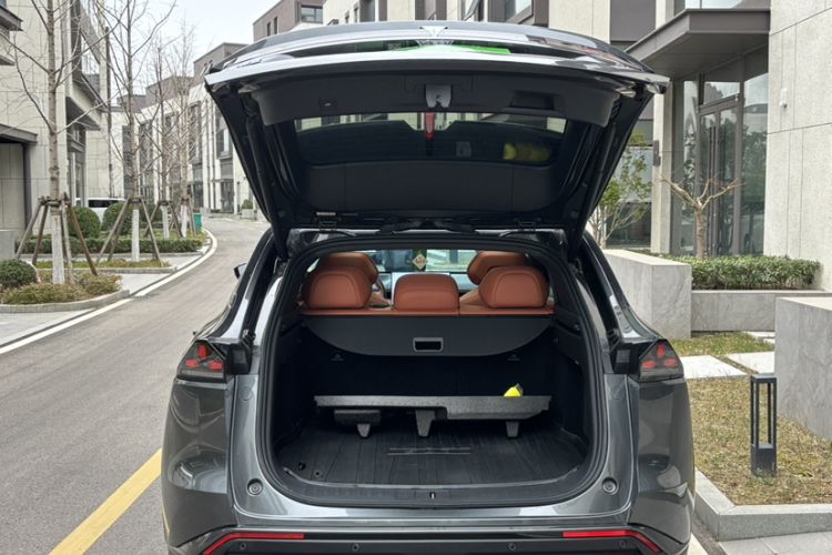 Used Deepal S07 2024 215Max Range-Extended Version Trunk