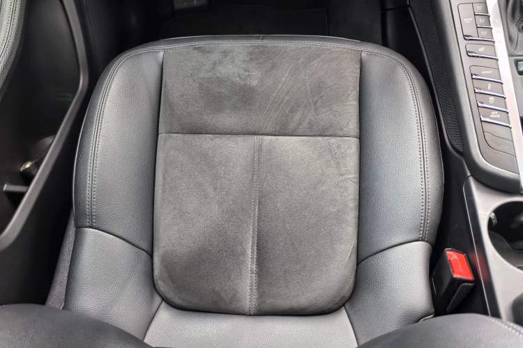 Used Porsche Macan 2021 Macan 2.0T
