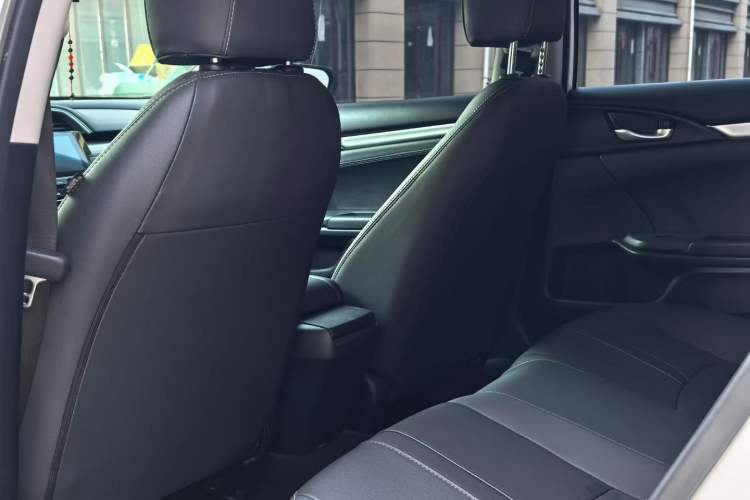 Used Honda Civic 2019 220TURBO CVT Dynamic Edition China VI Interior 3