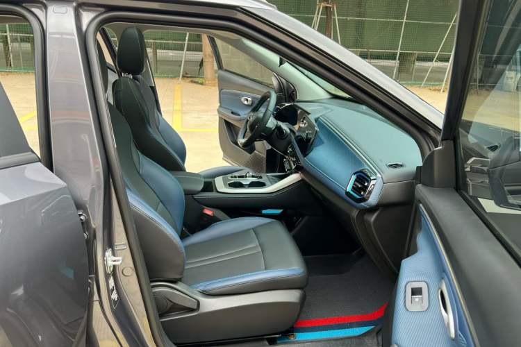 Used GAC Trumpchi GS3 2025 Shadow Speed 270T Enjoyment Edition Soaring to New Heights
