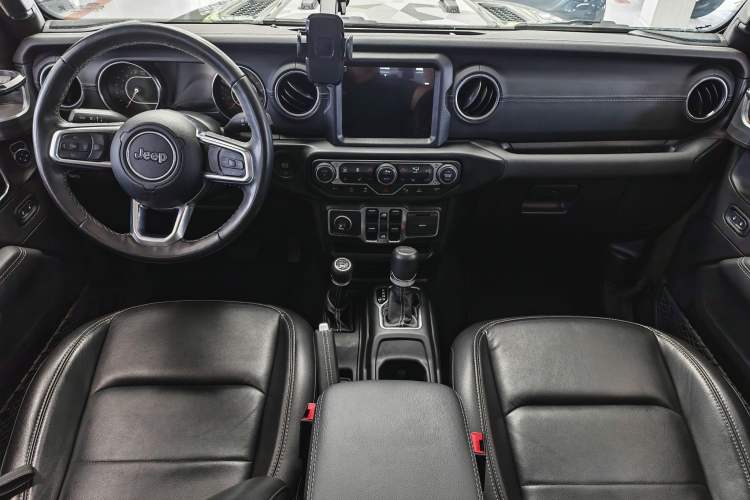 Used Jeep Gladiator 2022 3.6L Pioneer Edition
