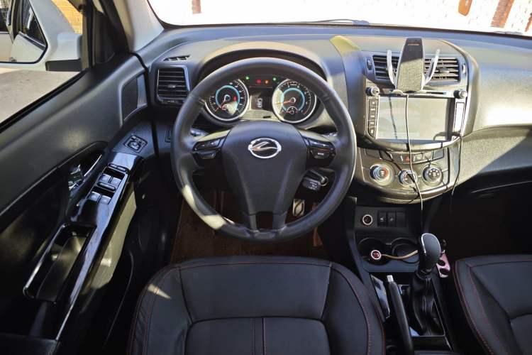 Used Land X5 2014 2.0T Automatic Innovation Edition
