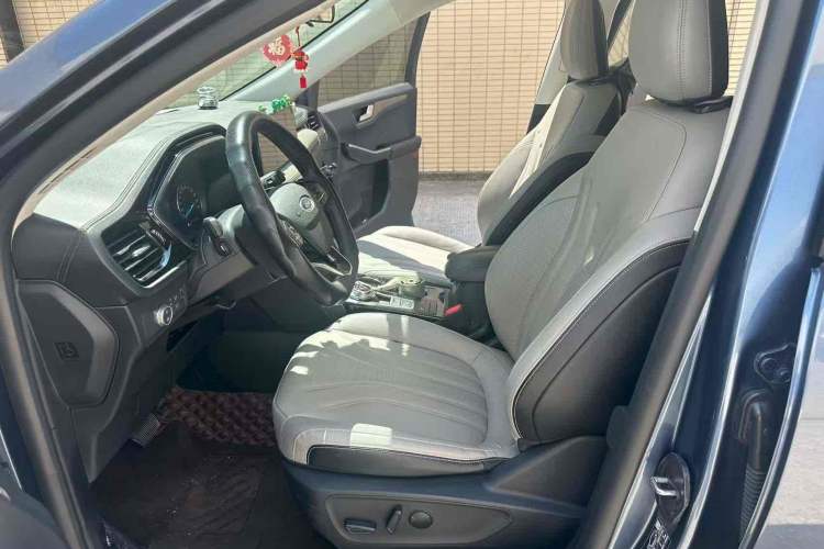 Used Ford Escape 2020 EcoBoost 245 Four-Wheel Drive Titanium Edition
