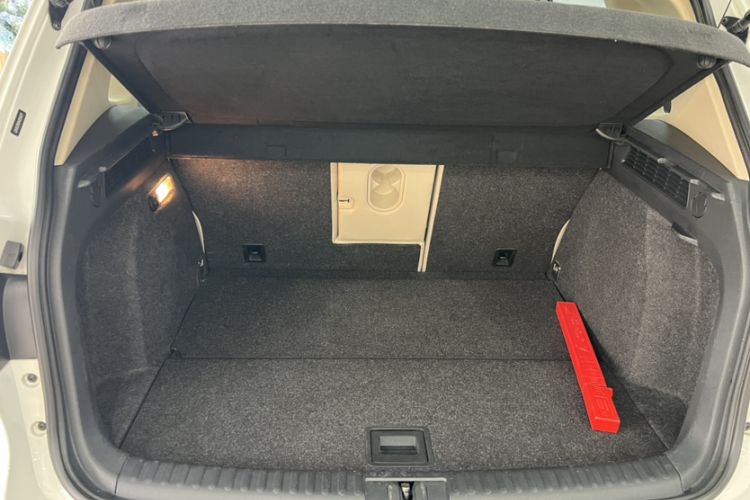 Used Volkswagen Tiguan L 2016 280TSI Automatic Two-Wheel-Drive Silk Road Style Edition
