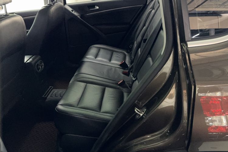 Used Volkswagen Tiguan L 2013 1.8TSI Automatic Two-Wheel Drive Luxury Model
