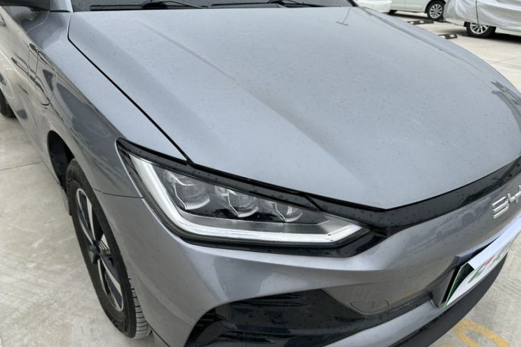 Used BYD e2 2023 Luxury Model Exterior 4