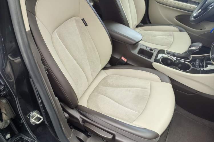 Used Buick Verano 2017 Sedan 15S Automatic Leading Model Exterior 4