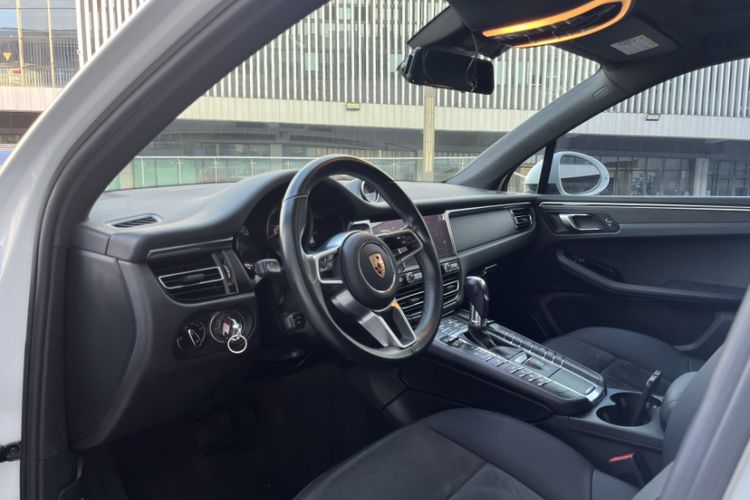 Used Porsche Macan 2018 Macan 2.0T