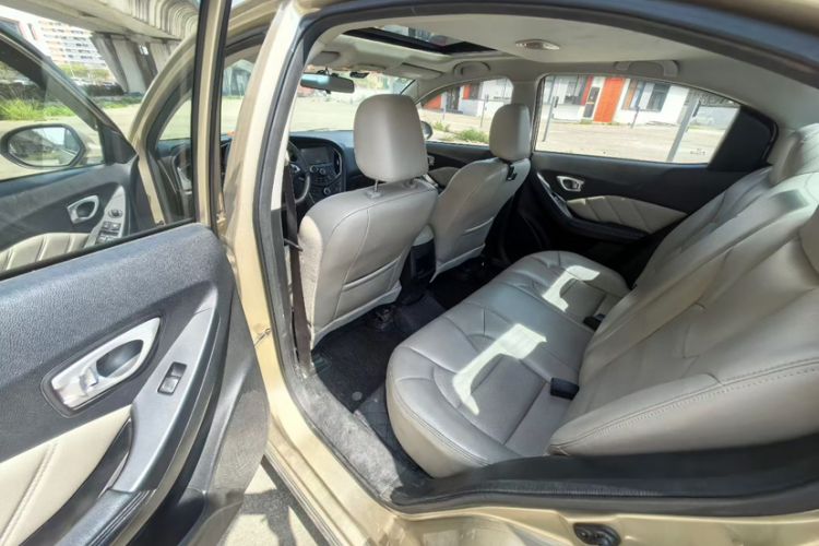 Used GAC Trumpchi GA3S Vision 2014 1.6L Automatic Luxury ESP Version
