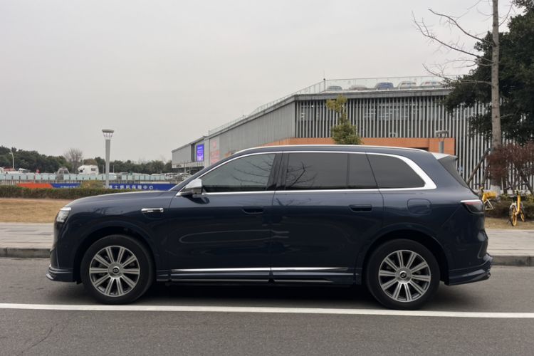 Used Hima AITO M8 2025 Extended-Range Max+ Version 53.4 kWh 6-Seater Edition