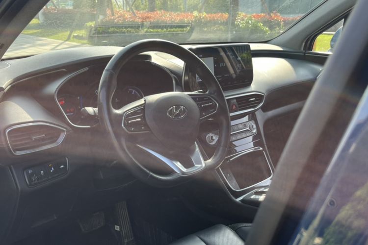 Used Hyundai Santa Fe 2019 380 TGDi TOP Automatic All-Wheel Drive Flagship (HTRAC) – China VI Standard