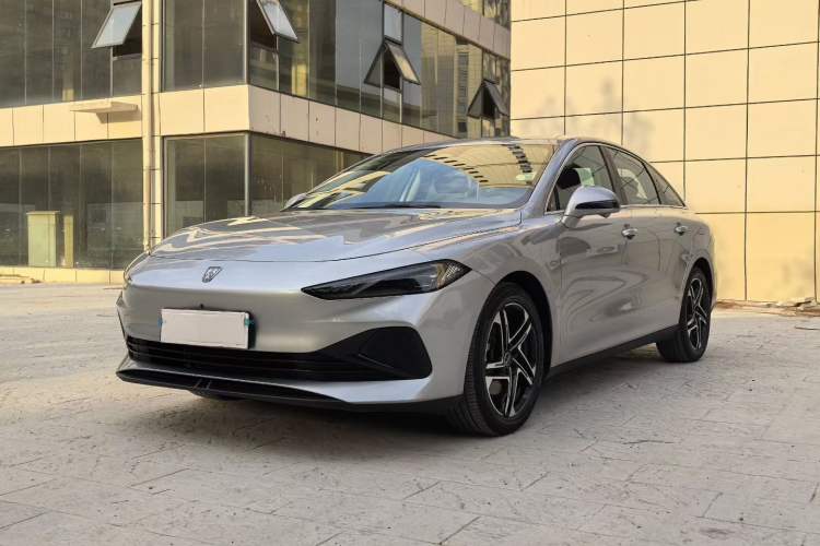 Used Roewe D7 2023 DMH 125km Flagship Edition