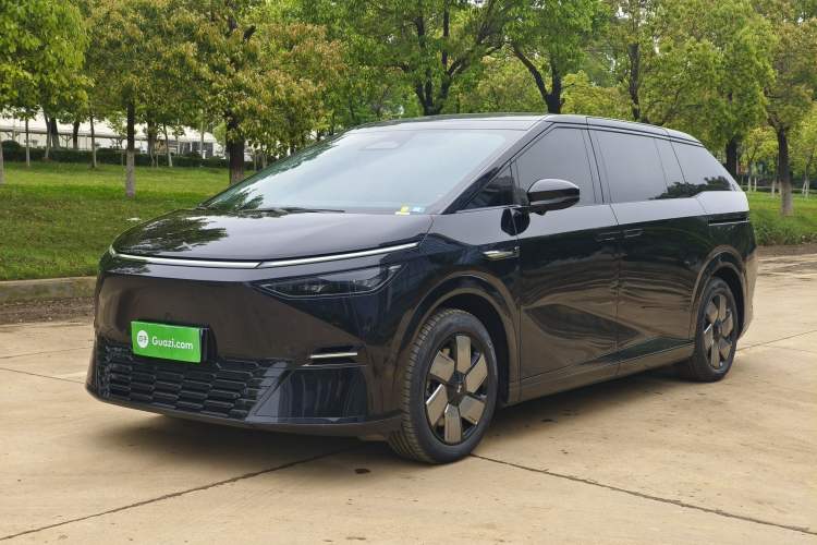 Used XPeng X9 2025 650 Long-Range Max
