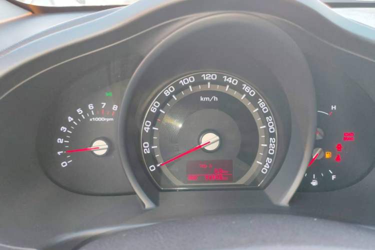 Used Kia Sportage R 2014 2.0L Manual Two-Wheel Drive GL Trim