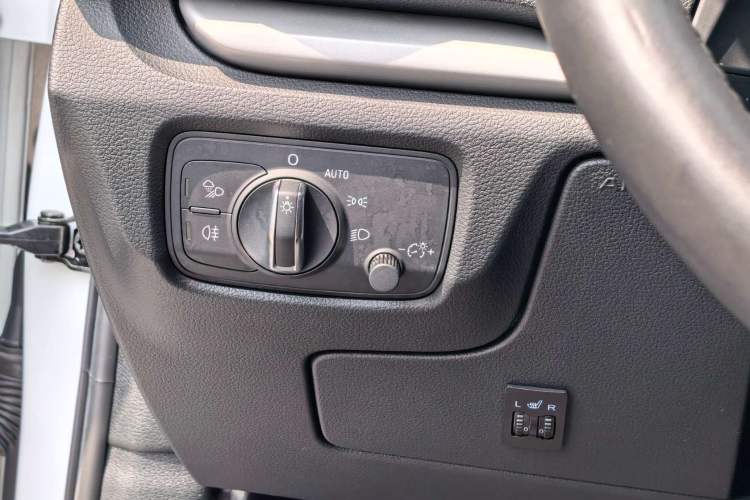 Used Audi A3 2020 Limousine 35 TFSI Ambition China VI Interior 9