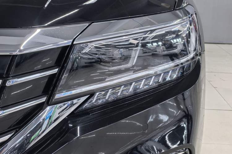 Used Volkswagen Passat 2020 Restyled 380TSI Luxury Edition China VI Standard
