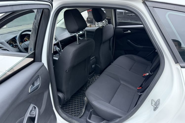 Used Ford Focus 2018 Hatchback Classic 1.6L Automatic Comfort Plus SmartDrive Edition