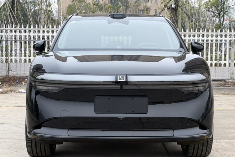 Used Zeekr 7X 2025 100 kWh Long-Range Rear-Wheel Drive with Intelligent Driving Features