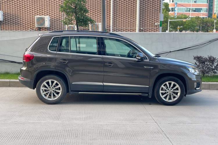 Used Volkswagen Tiguan 2017 300TSI Automatic Two-Wheel Drive Silk Road Luxury Edition
