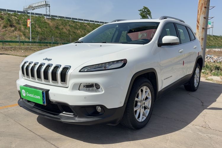 Used Jeep Cherokee 2016 2.4L Leading Smart Version