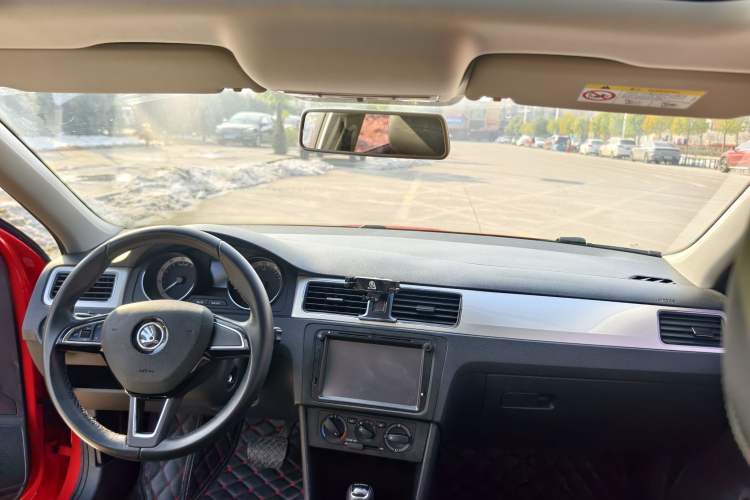 Used Skoda Rapid Spaceback 2018 1.6L Automatic Comfort Edition