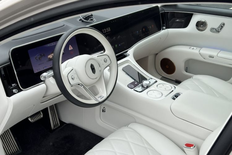 Used Hima S800 2025 Model, Range-Extended Starlight Premium Edition, 5 Seats