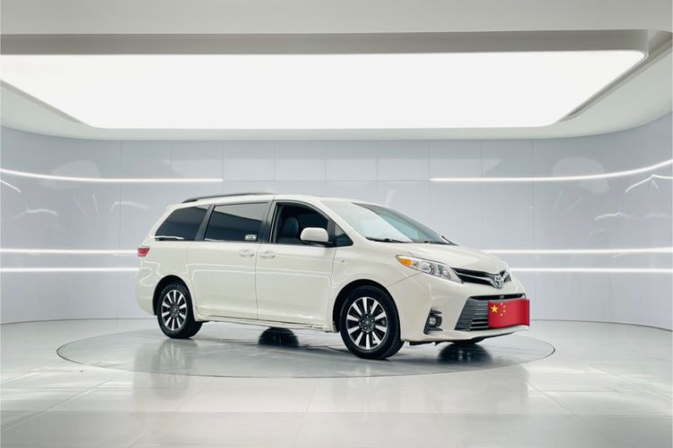 Used Toyota Sienna 2020 3.5L Two-Wheel Drive XLE Leather Interior 7 Seats Mexico Edition
