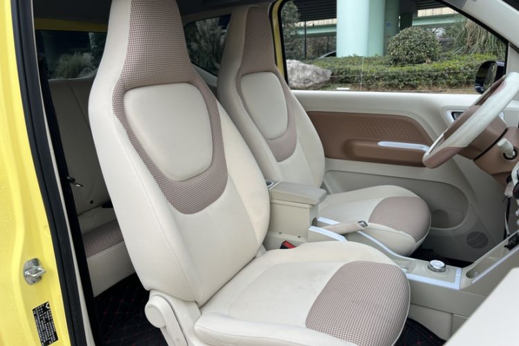 Used Wuling Hongguang MINIEV 2024 3rd Generation 215km Advanced Version
