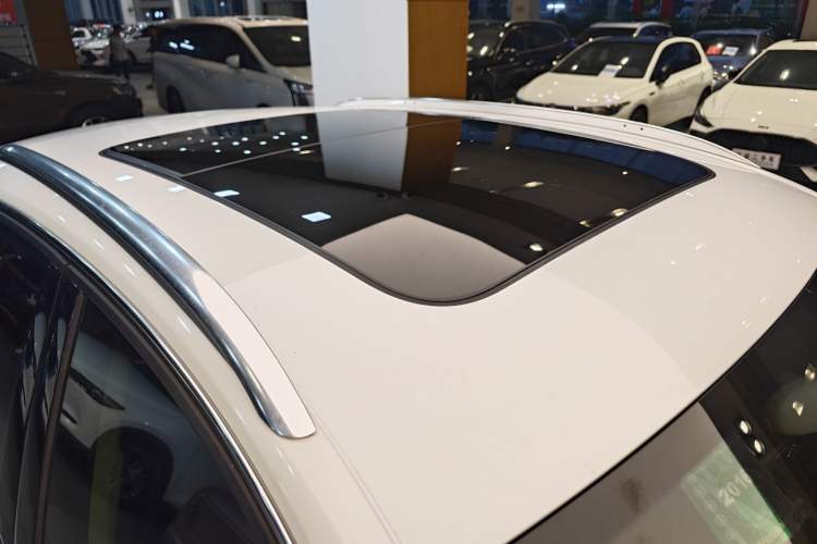 Used Audi Q3 2015 35 TFSI Millionth Anniversary Comfort Model Roof